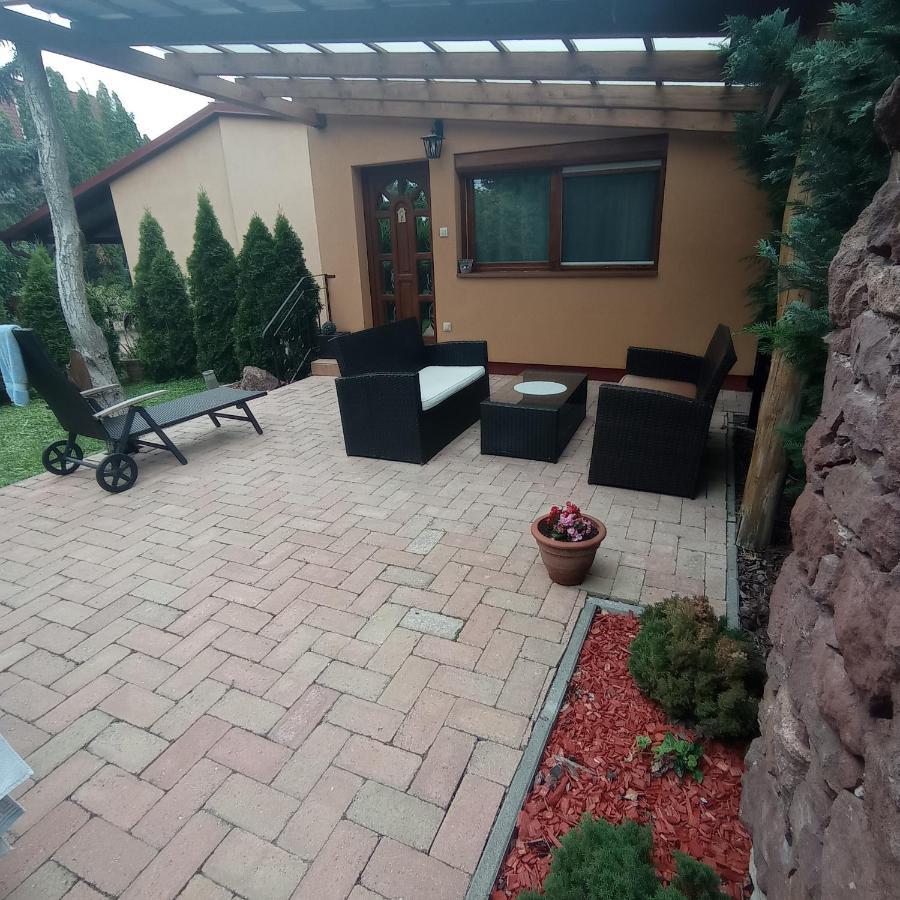 Rozsa Apartman Alsóörs Exterior foto