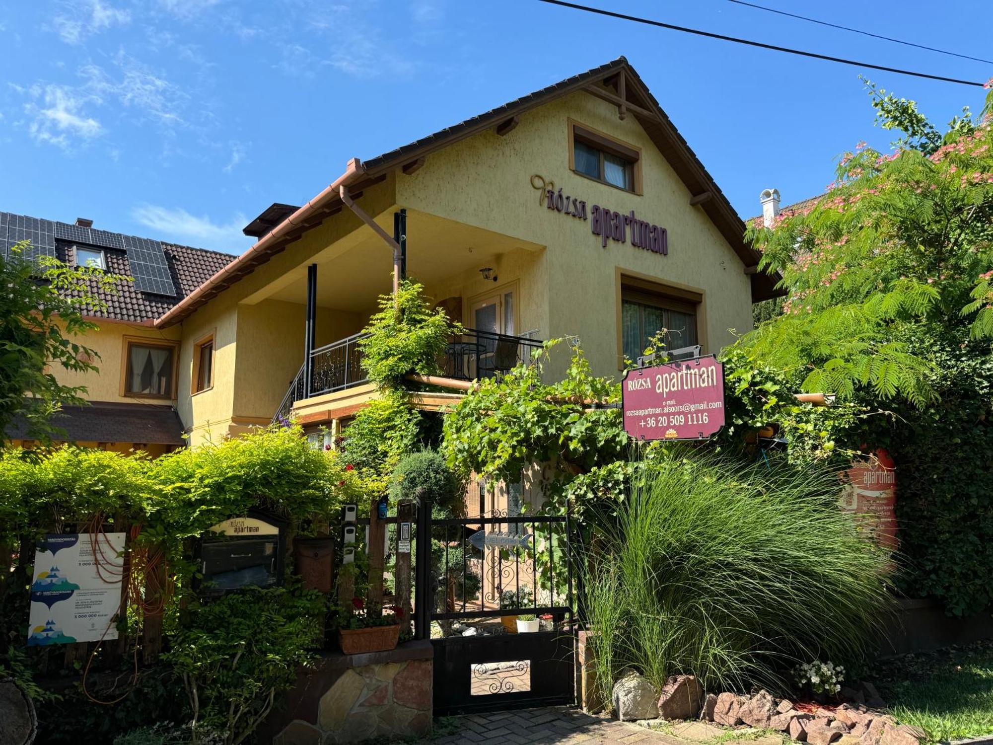 Rozsa Apartman Alsóörs Exterior foto