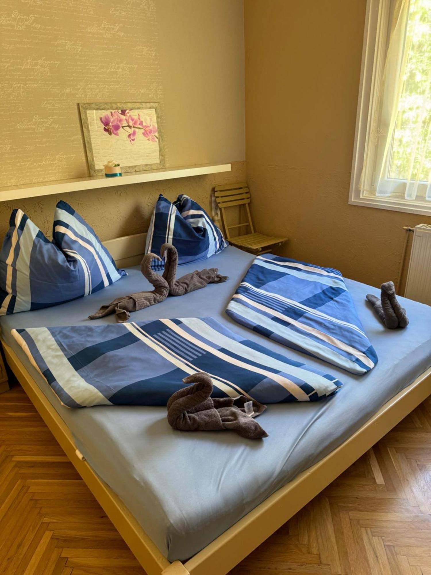 Rozsa Apartman Alsóörs Exterior foto